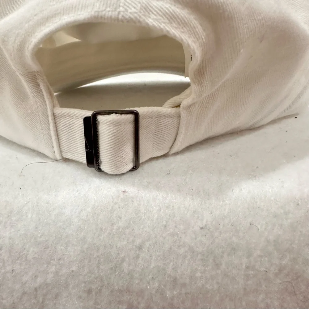 White Nike Club Cap